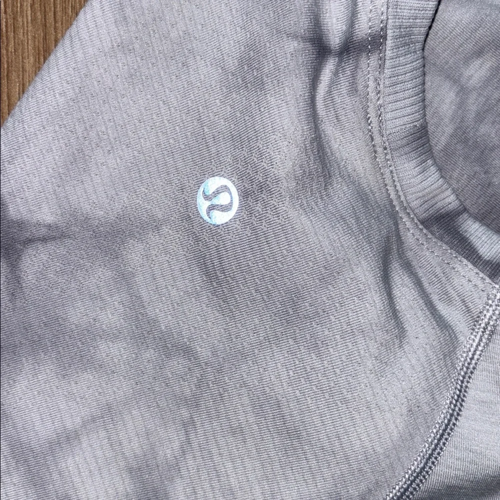 Lululemon • Gray Tye-Dye Style Swiftly Tech Shirt - Picture 4 of 4